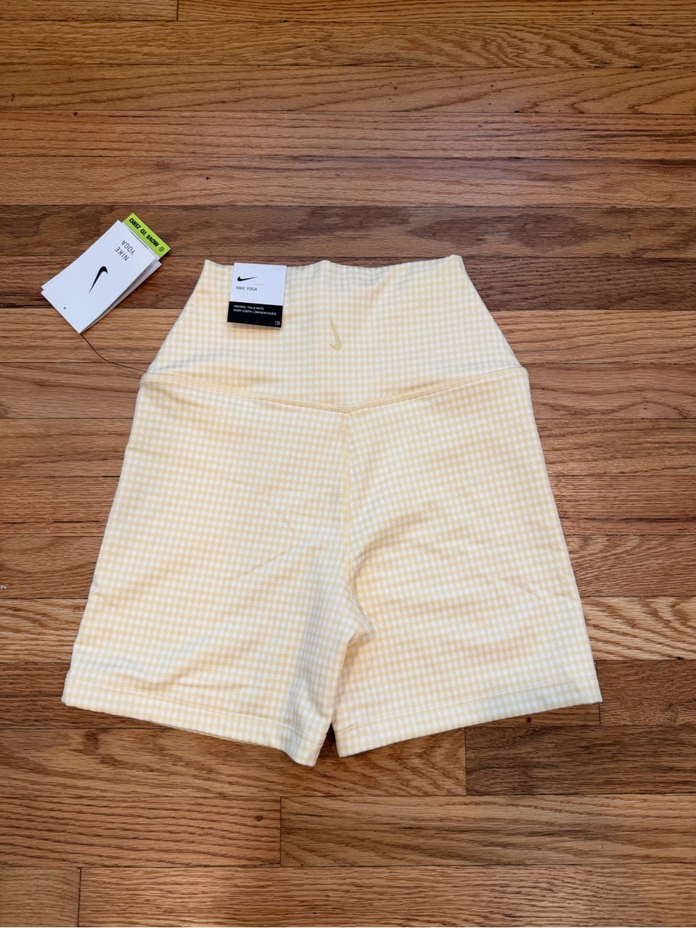 Nike Yellow Gingham Cross-Back Crop Top & High-Waist Shorts Set - Picture 4 of 15